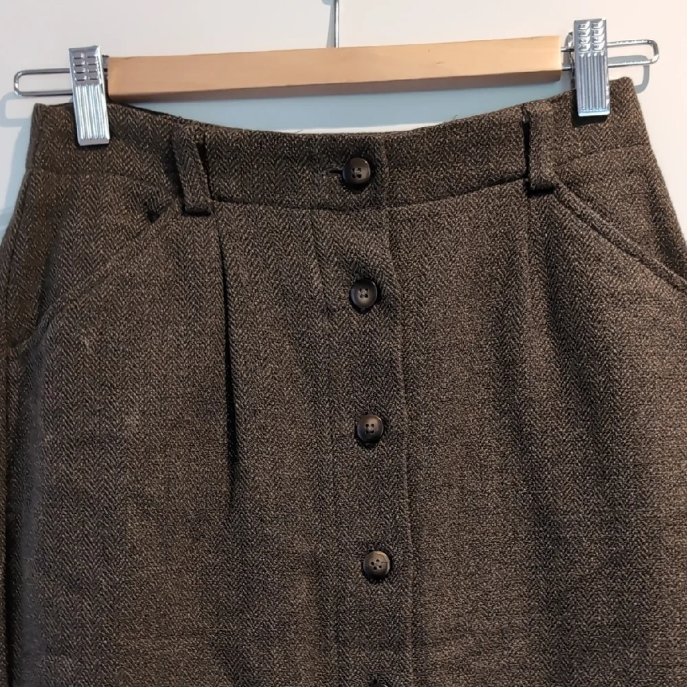 GAP Brown Button-Front Pencil Skirt - Picture 2 of 7